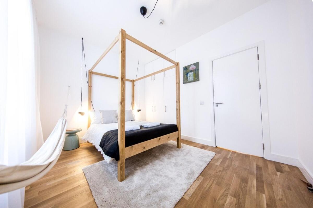The Hammock Lodge, Holborn, By The Design Traveller